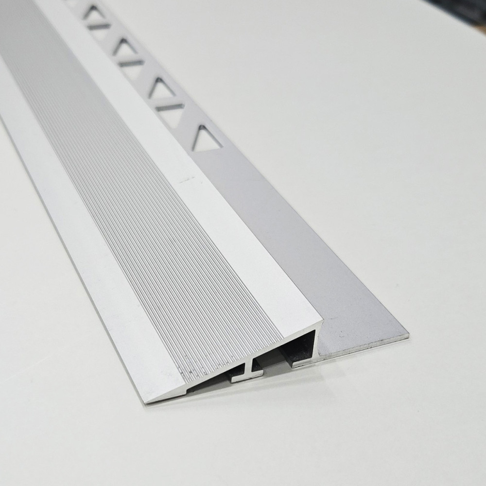 Profilé Seuil de porte - Rattrape niveau 11mm aluminium anodisé mat - L250 cm